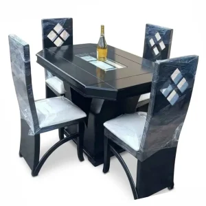 juego de comedor 4 sillas negro mate filos cortados